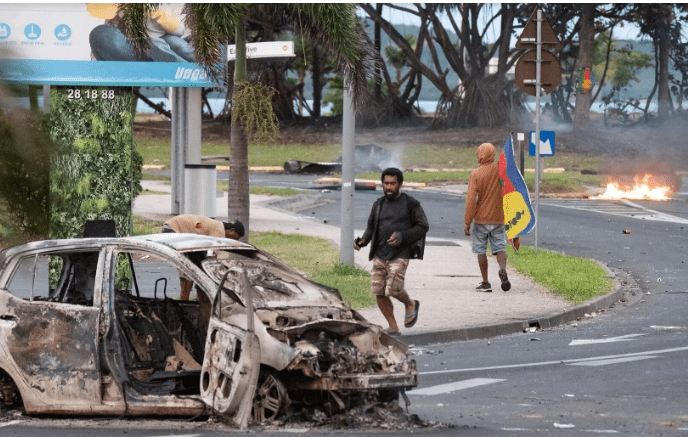 Rusuh di ‘Tanahnya Keturunan Jawa’ Akibat Luka Lama Kolonialisme Prancis