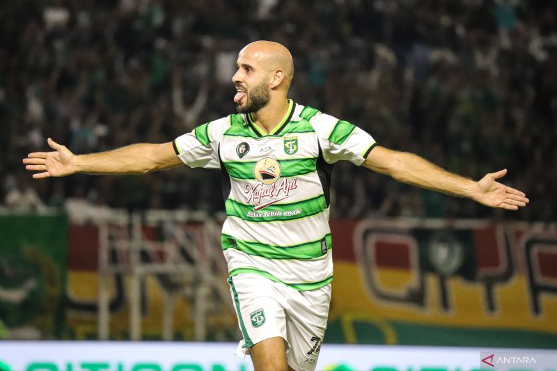 Persebaya Menangi Anniversary Game di Stadion Gelora Bung&nbsp;Tomo