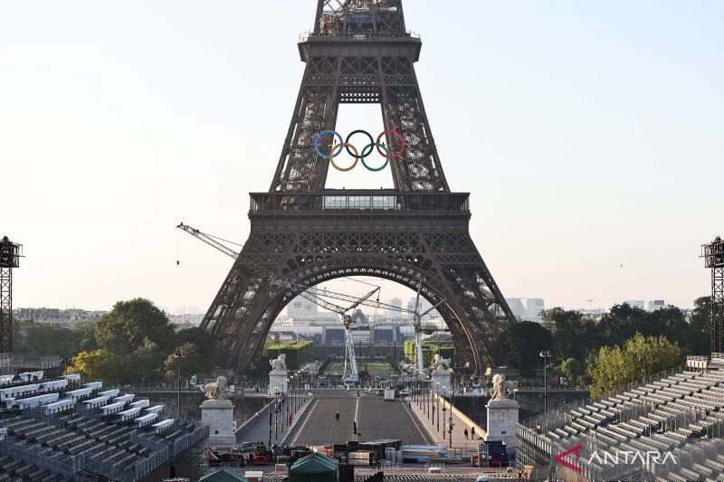 Tegang, Penembak Jitu Darat dan Air Siaga Jelang Pembukaan Olimpiade&nbsp;Paris