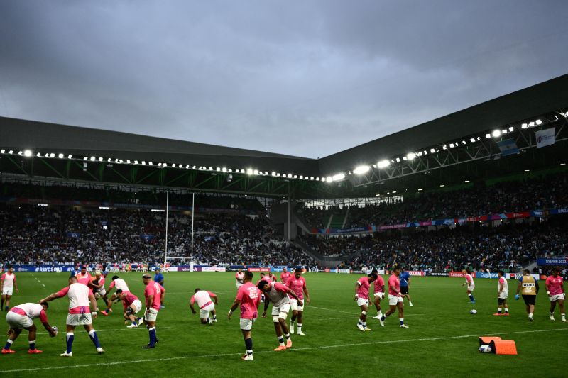 Wanita Ini Ditangkap karena Intip Latihan Sepak Bola Tim&nbsp;Lawan